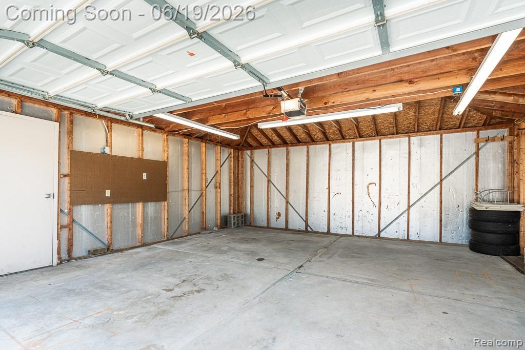 41824 Clayton Street, Clinton Twp, MI 48038 — Photo 27