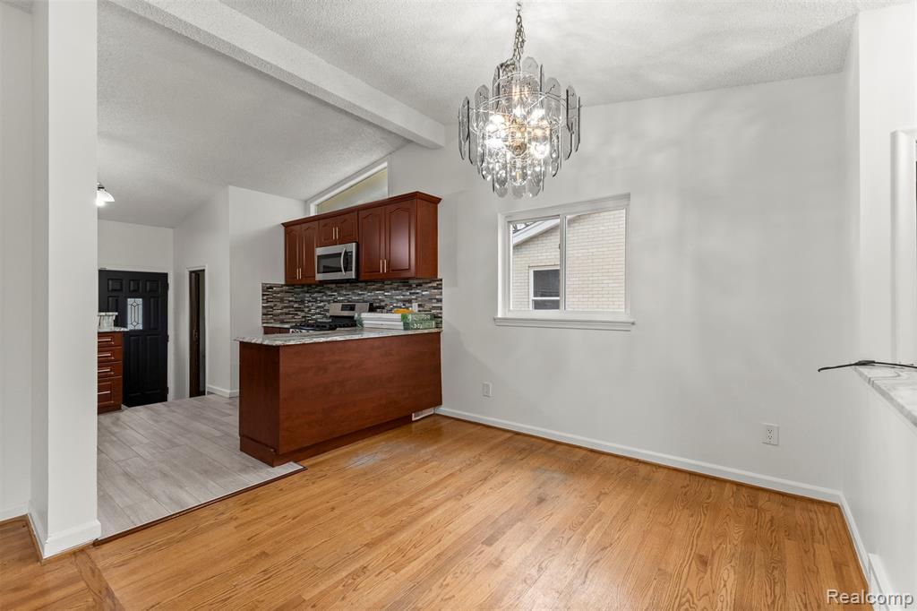 7423 Amboy Street, Dearborn Heights, MI 48127 — Photo 11