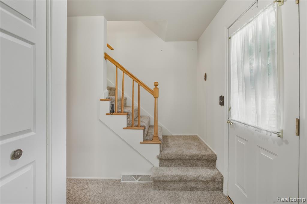 5134 N Jennings Road, Flint, MI 48504 — Photo 4