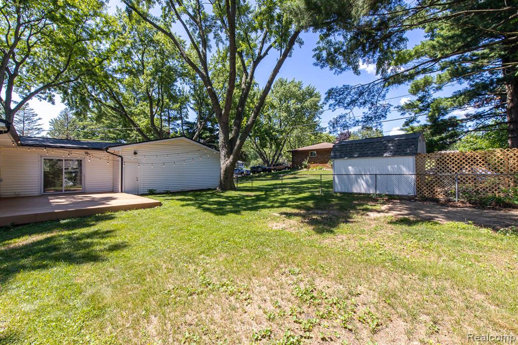 7709 Shelley Drive, Clarkston, MI 48348 — Photo 64