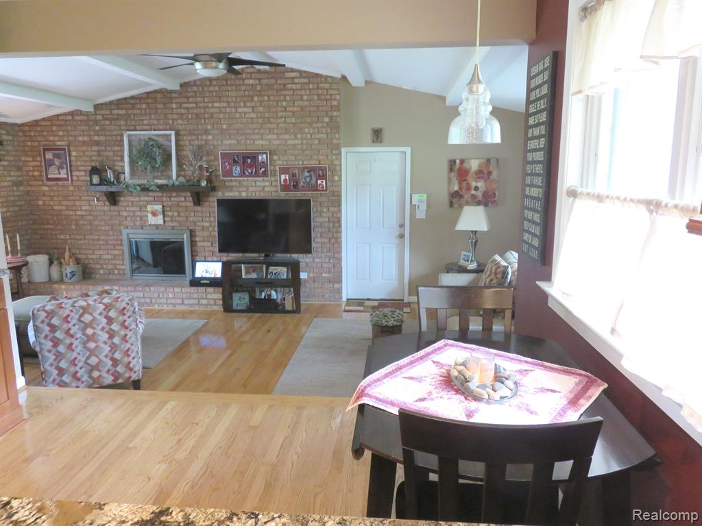 475 LOVELL Drive, Troy, MI 48085 — Photo 11