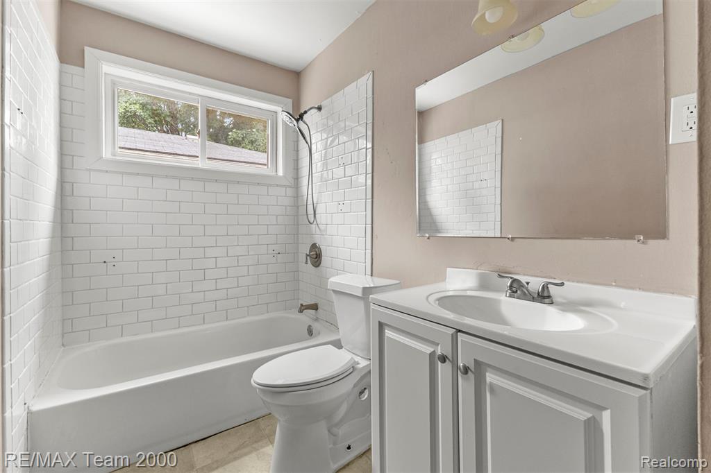 6924 Fellrath Street, Taylor, MI 48180 — Photo 11
