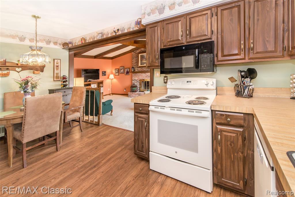 45025 Claymore Drive, Canton, MI 48187 — Photo 16