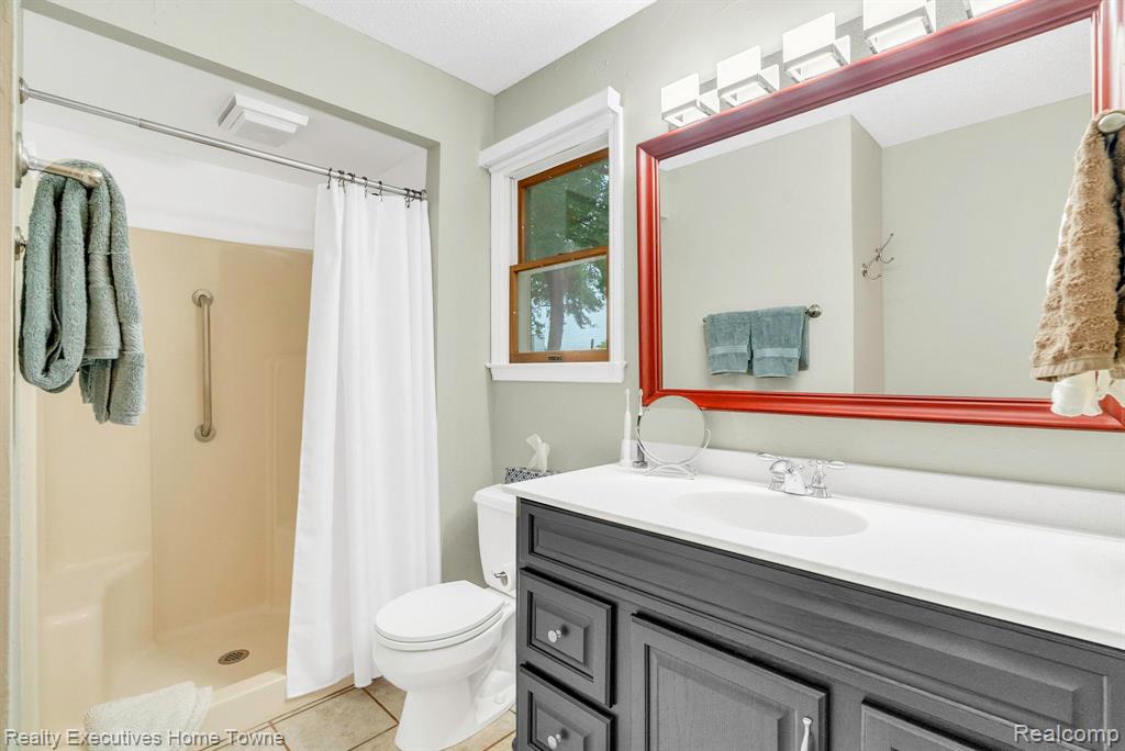 464 CENTRAL Street, Marysville, MI 48040 — Photo 28