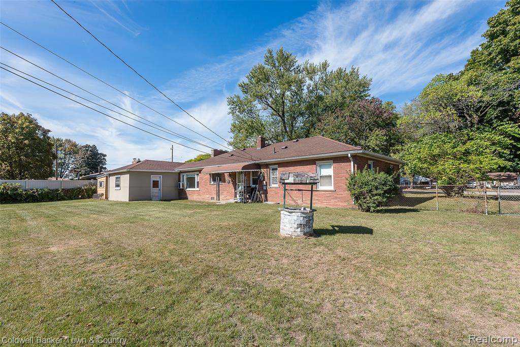 32297 Warren Road, Garden City, MI — Photo 37