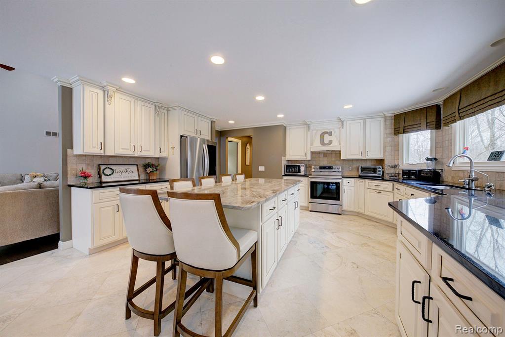 8933 BORDMAN Road, Almont, MI 48003 — Photo 14