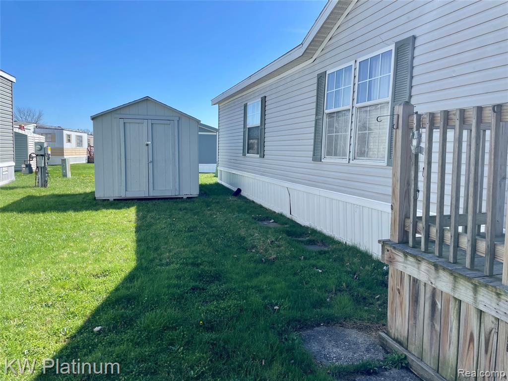 9691 Stoneypointe Drive, MI — Photo 30