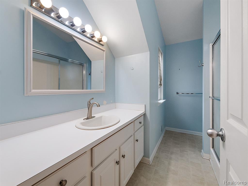 1668 CHAPLEAU Drive, Ann Arbor, MI 48103 — Photo 13