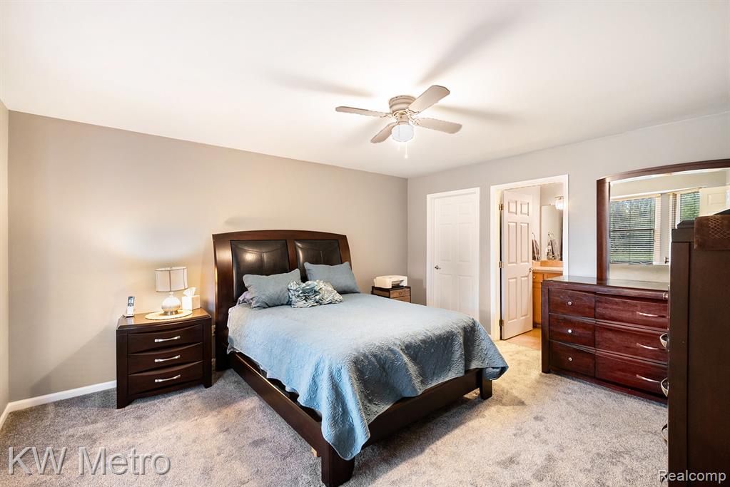 5506 Still Meadow Lane, Grand Blanc, MI 48439 — Photo 12