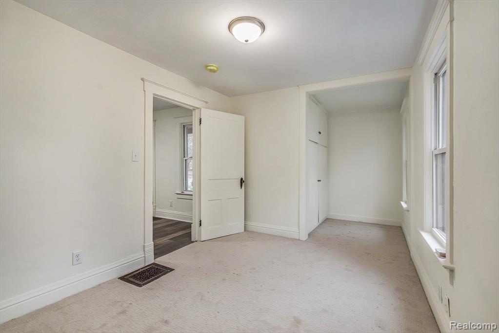 1017 Washtenaw Road, Ypsilanti, MI 48197 — Photo 4