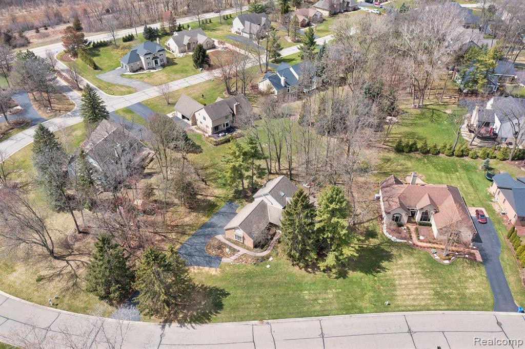 4435 OAK POINTE Drive, Brighton, MI 48116 — Photo 74