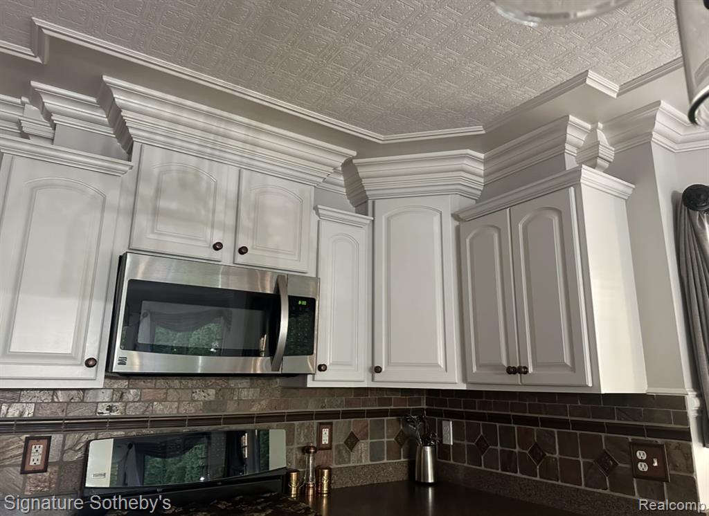 53907 Orson Drive, New Baltimore, MI 48047 — Photo 17