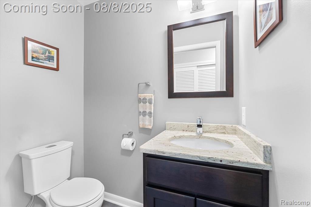8751 Woodside Drive, Grosse Ile, MI 48138 — Photo 11