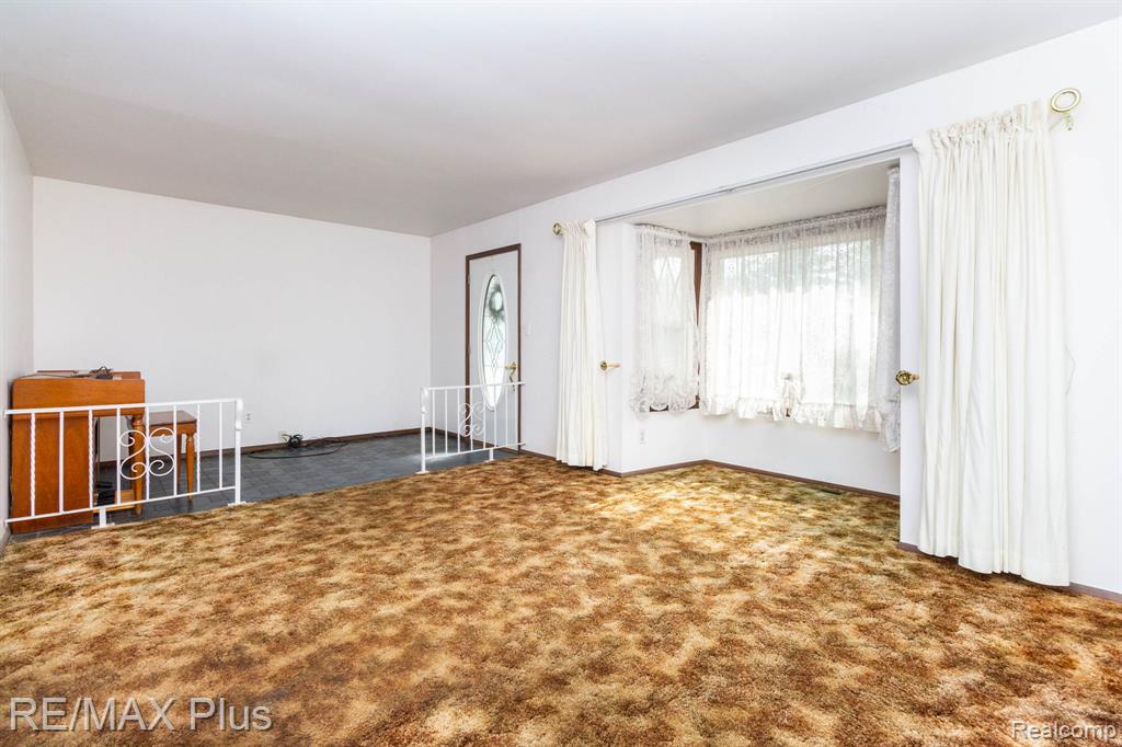 3350 N Belsay Road E, Flint, MI 48506 — Photo 9