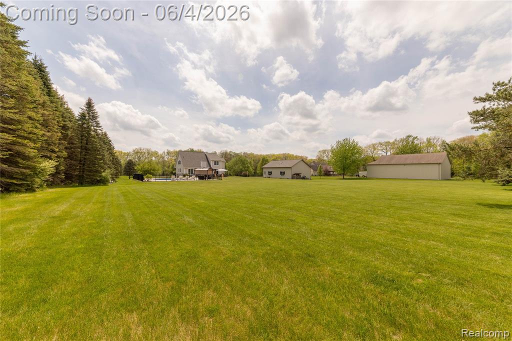 12621 Golden Oaks Drive, Milford, MI 48380 — Photo 36
