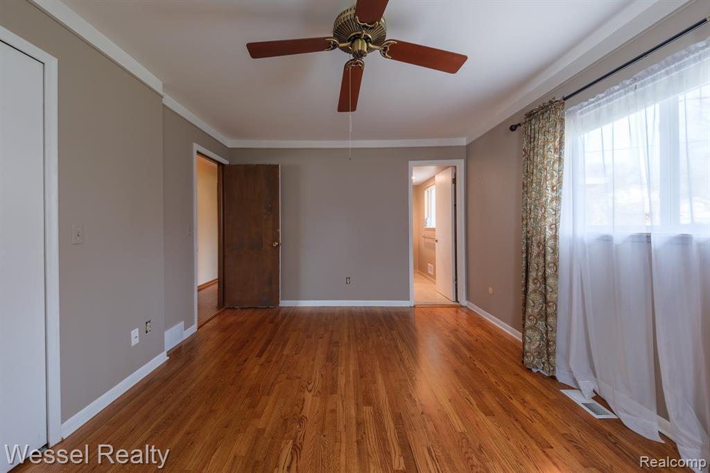 6769 DONNYBROOK Drive, Shelby Twp, MI 48316 — Photo 24