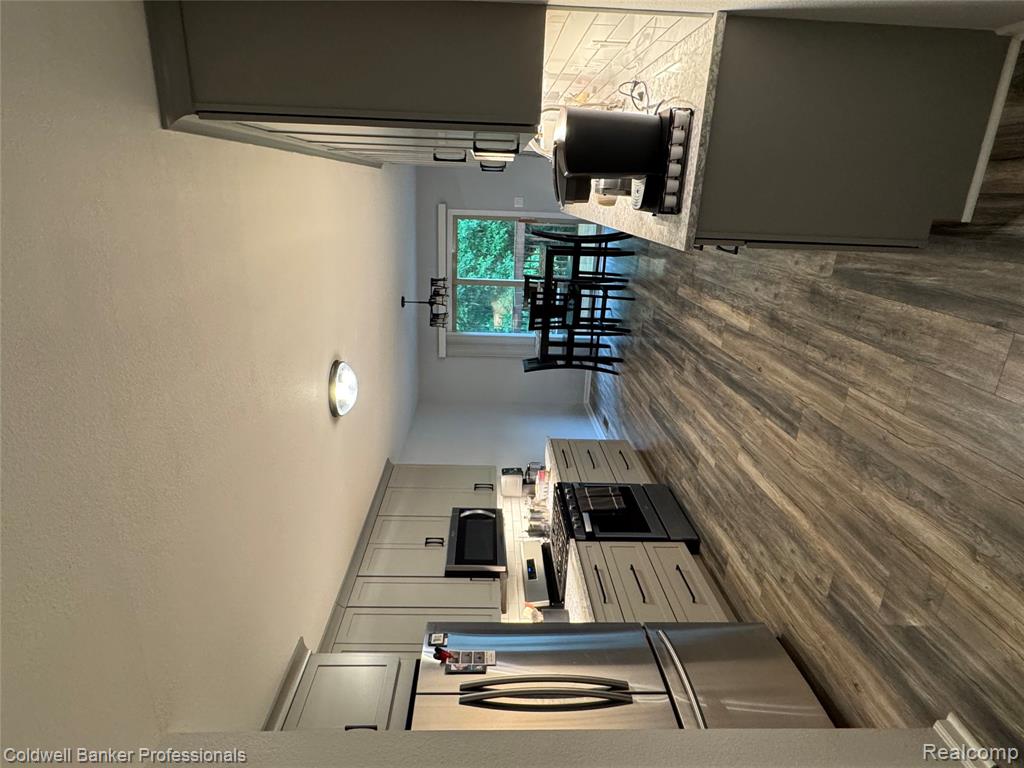 1043 Old Leake Court, Holly, MI 48442 — Photo 4