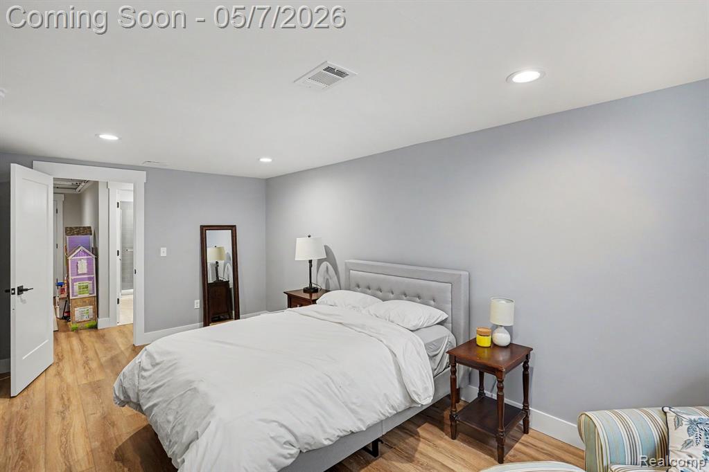 2321 Foxmore Circle, Highland, MI 48356 — Photo 9