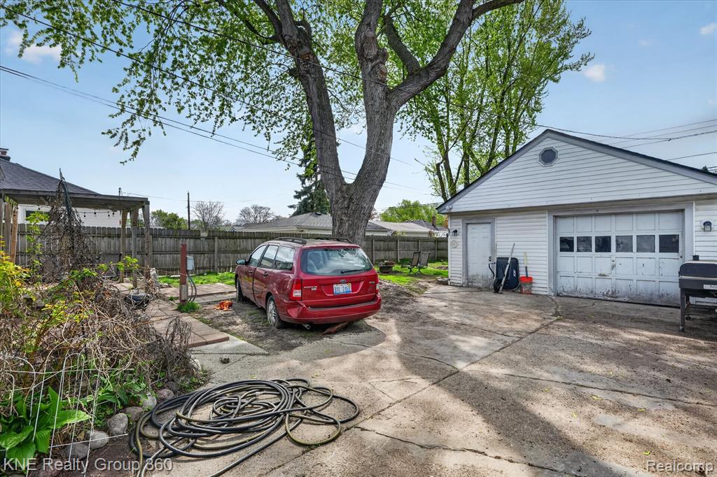 31325 Sheridan Street, Garden City, MI — Photo 35