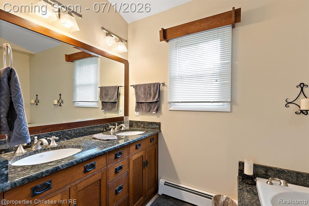 1760 CEDAR HILL Drive, Bloomfield Hills, MI — Photo 22