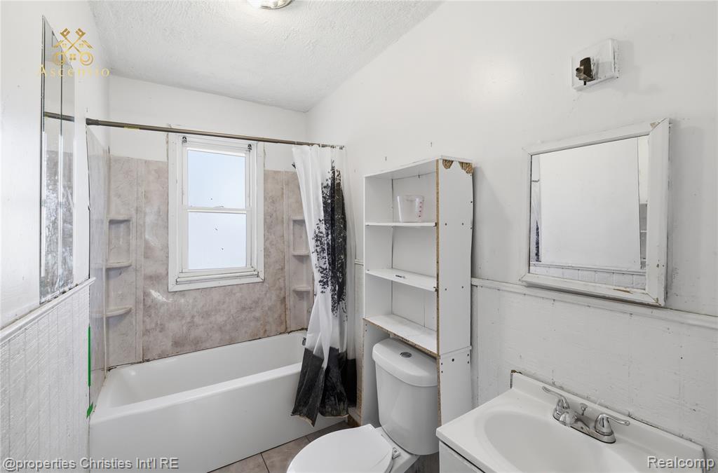 17139 Mackay Street, Detroit, MI 48212 — Photo 10