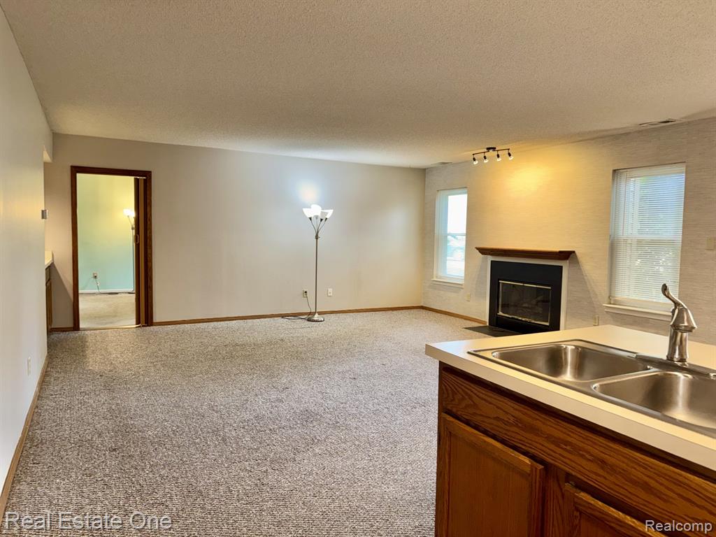 5096 Harbor Oak Drive, 31, Waterford, MI 48329 — Photo 21