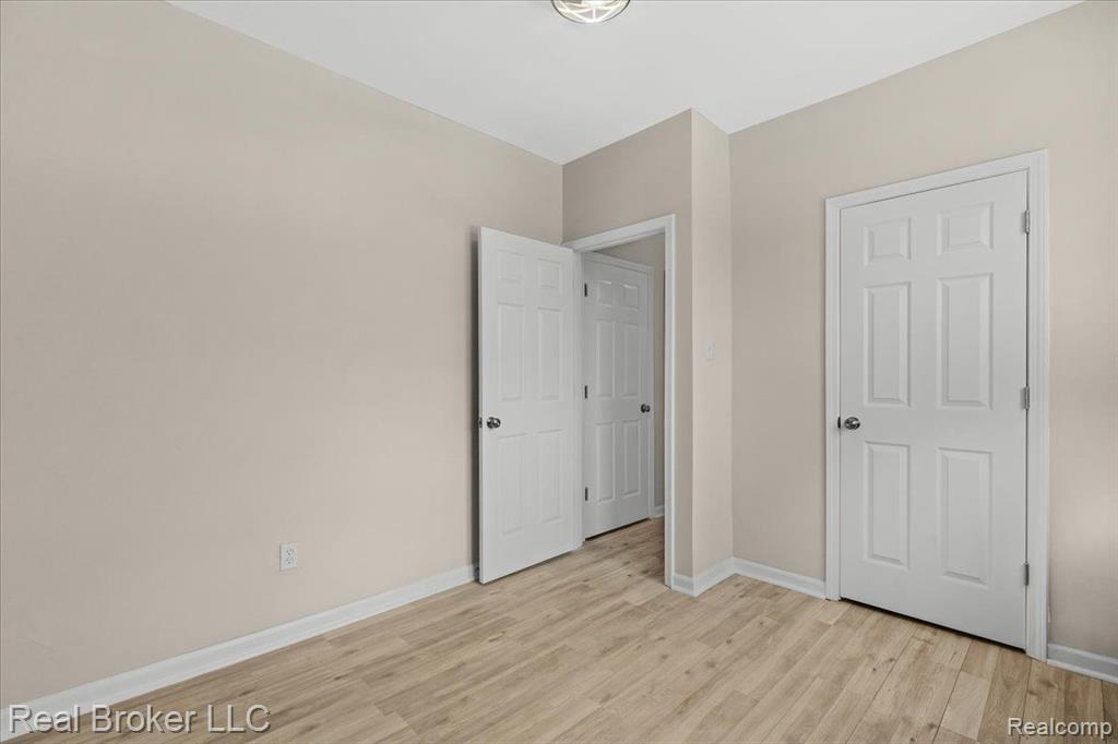 4204 CLEMENTS Street, Detroit, MI 48238 — Photo 11