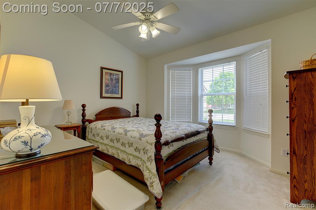 1875 N Kenwyck Drive, Ypsilanti, MI 48198 — Photo 9
