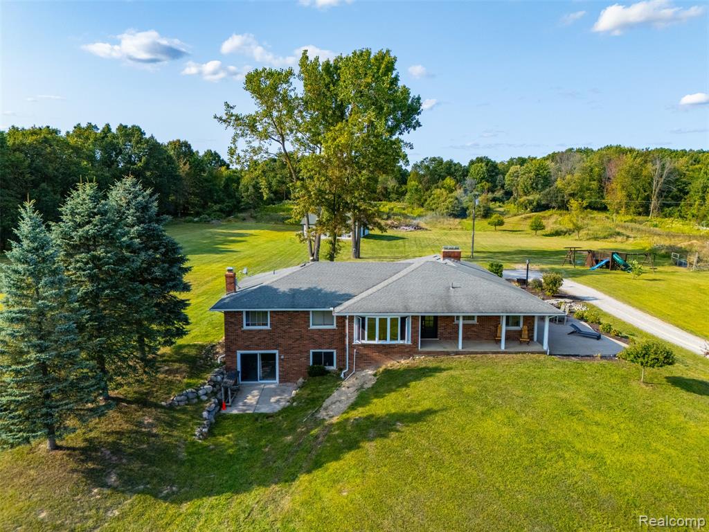 2666 E Oakwood Road, Addison, MI 48370 — Photo 52