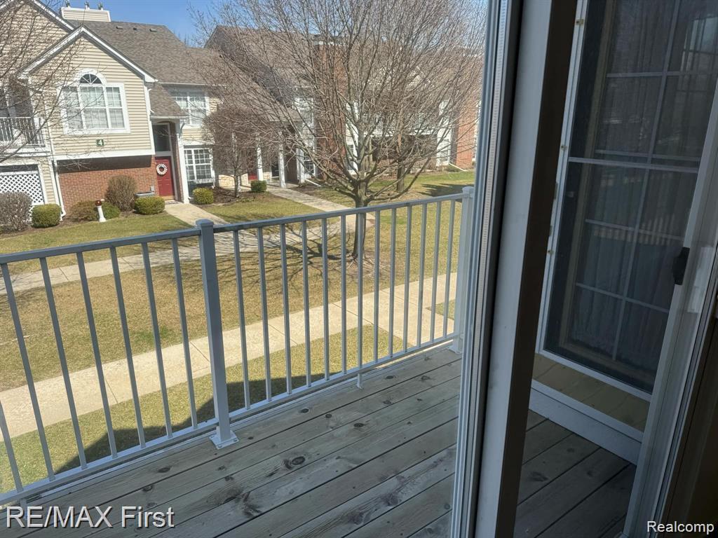 4257 Berkshire Drive, Sterling Heights, MI 48314 — Photo 10
