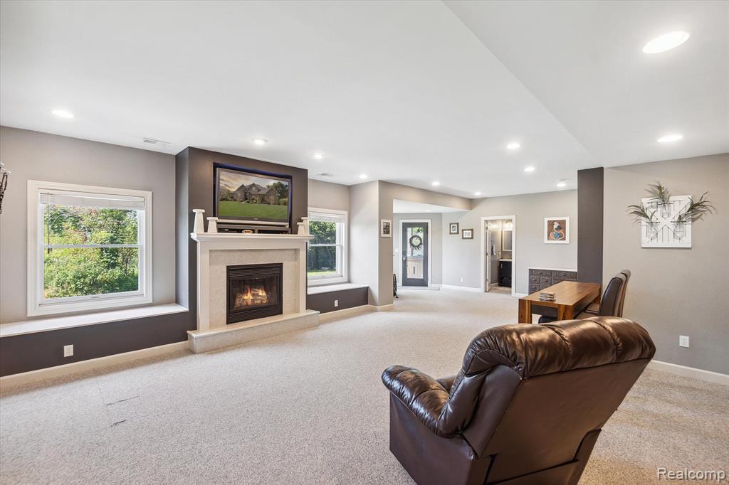 4348 Oak Tree Trail, Fenton, MI 48430 — Photo 41