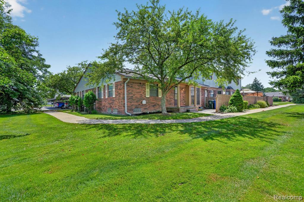 43628 W Arbor Way Drive, 103, Canton, MI 48188 — Photo 2