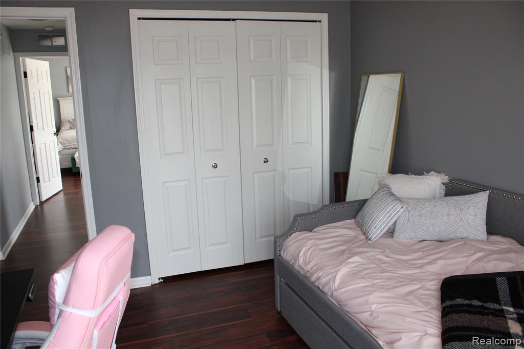 52133 Naugatuck Drive, 25, Macomb, MI 48042 — Photo 17