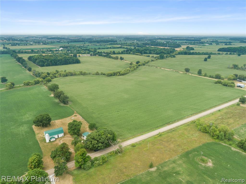 1136 S Nichols Road - Photo 3