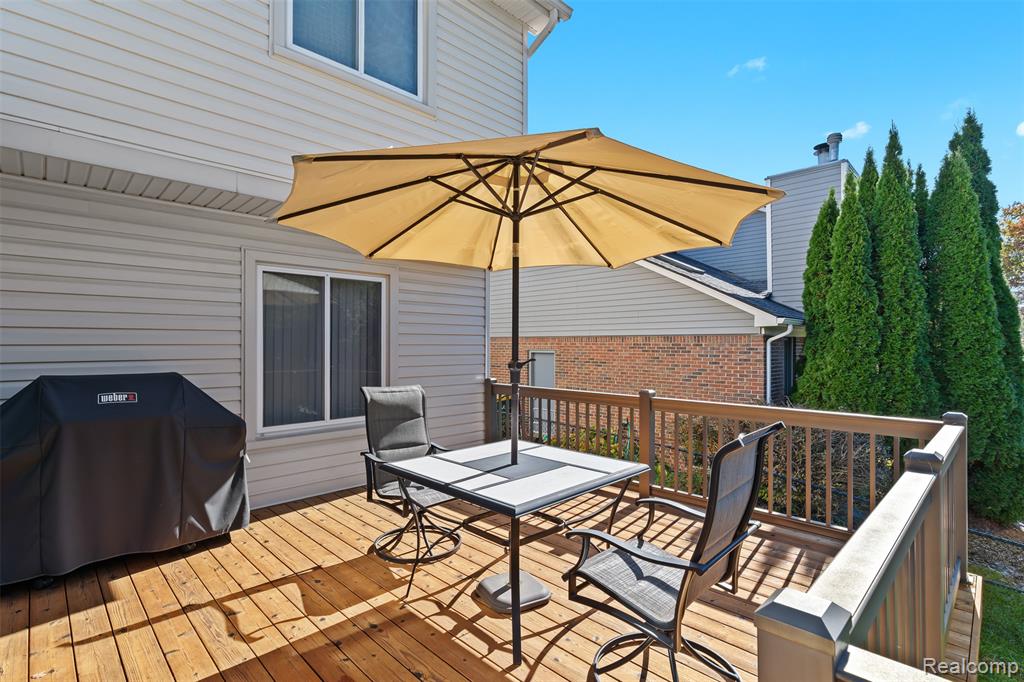 1883 Willowicke Drive, Wixom, MI 48393 — Photo 10