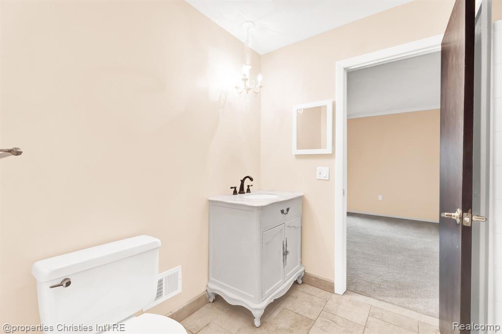 1805 Wickham Street, Royal Oak, MI 48073 — Photo 25
