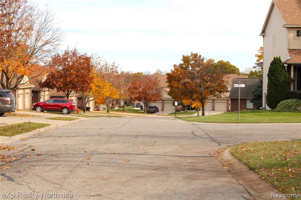 7244 Lavender Lane, 43, Waterford, MI 48327 — Photo 33