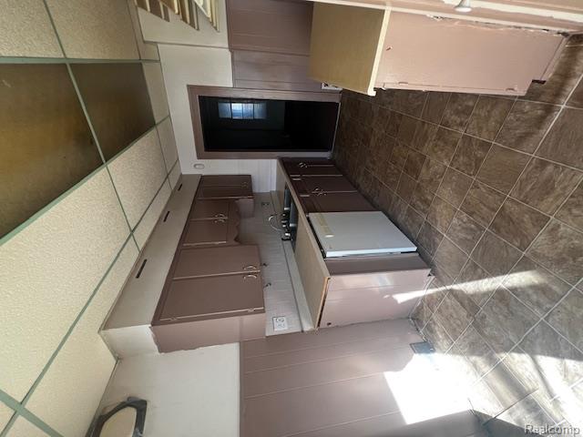 6373 Heyden Street, Dearborn Heights, MI 48127 — Photo 3