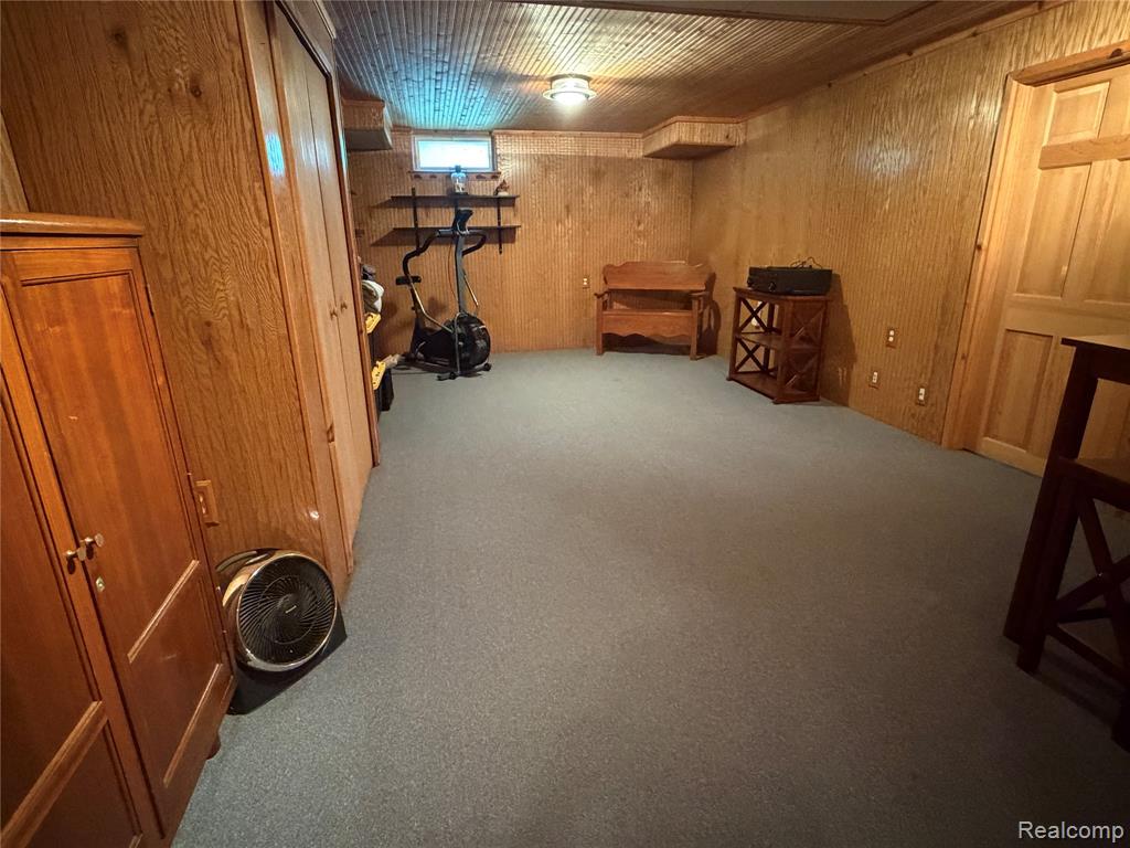 490 Cove View Drive, Waterford, MI 48327 — Photo 46