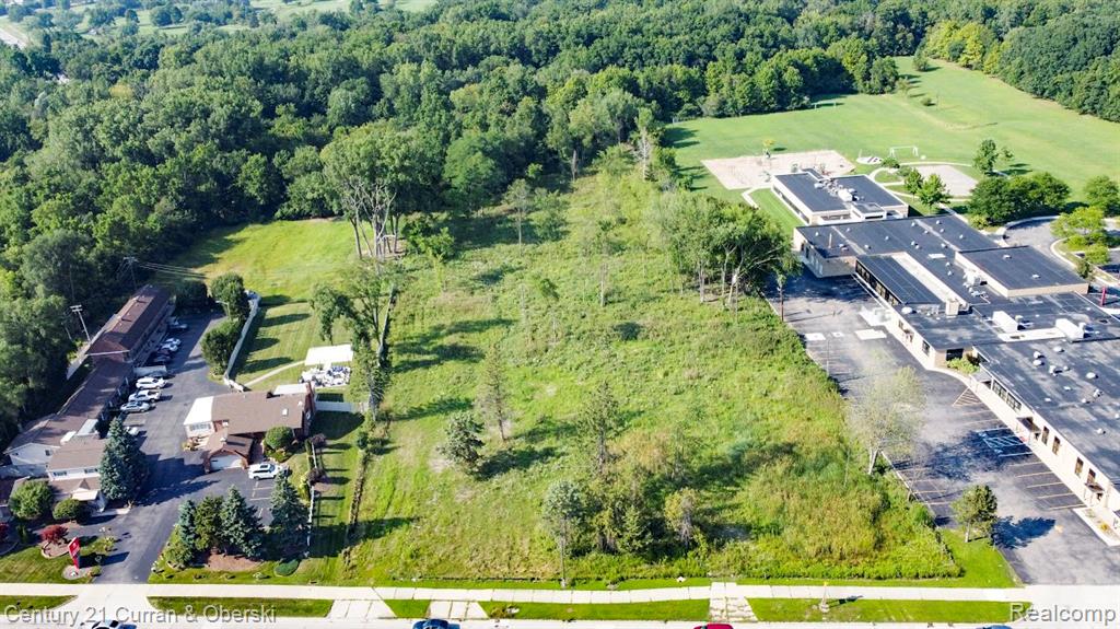 40012 Michigan Avenue, Canton, MI 48188 — Photo 10