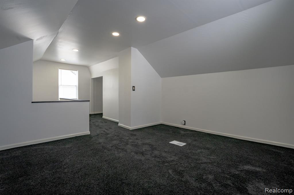 8068 Patton Street, Detroit, MI 48228 — Photo 24