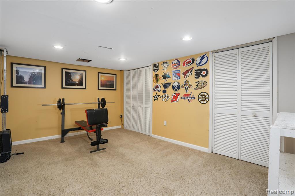 6709 Heatheridge Drive, Saline, MI 48176 — Photo 37