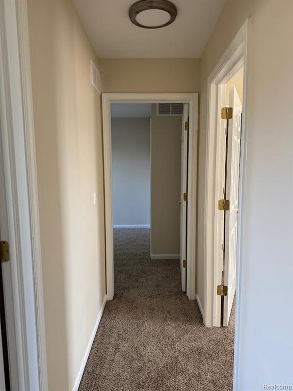 4790 MADDIE Lane, Dearborn, MI 48126 — Photo 13