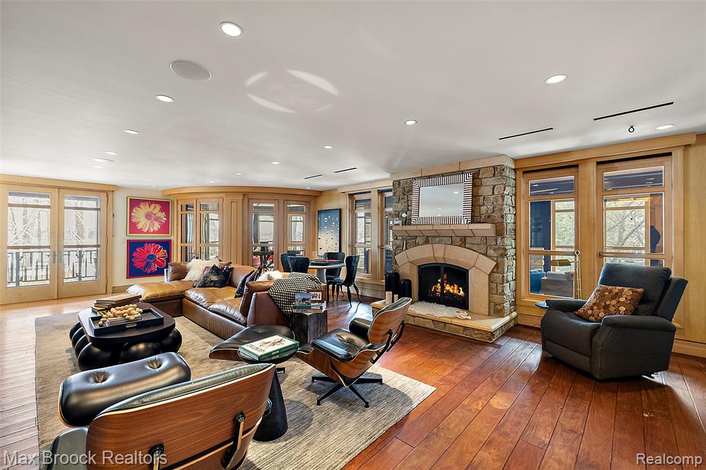 4740 Dow Ridge Road, Orchard Lake Village, MI 48324 — Photo 10