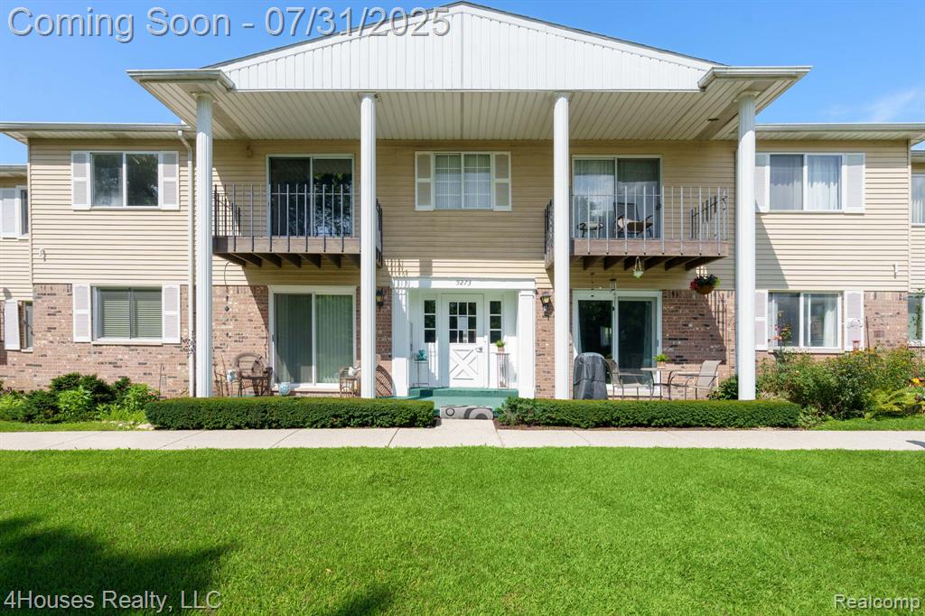 5273 Highland Road, 108, Waterford, MI 48327 — Photo 2