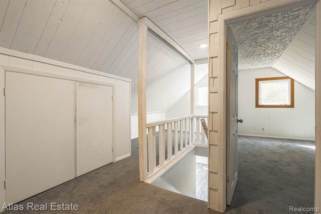 10493 Green Road, Goodrich Vlg, MI — Photo 42