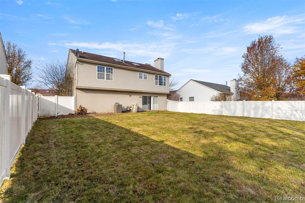 7595 Streamwood Drive, Ypsilanti, MI 48197 — Photo 40