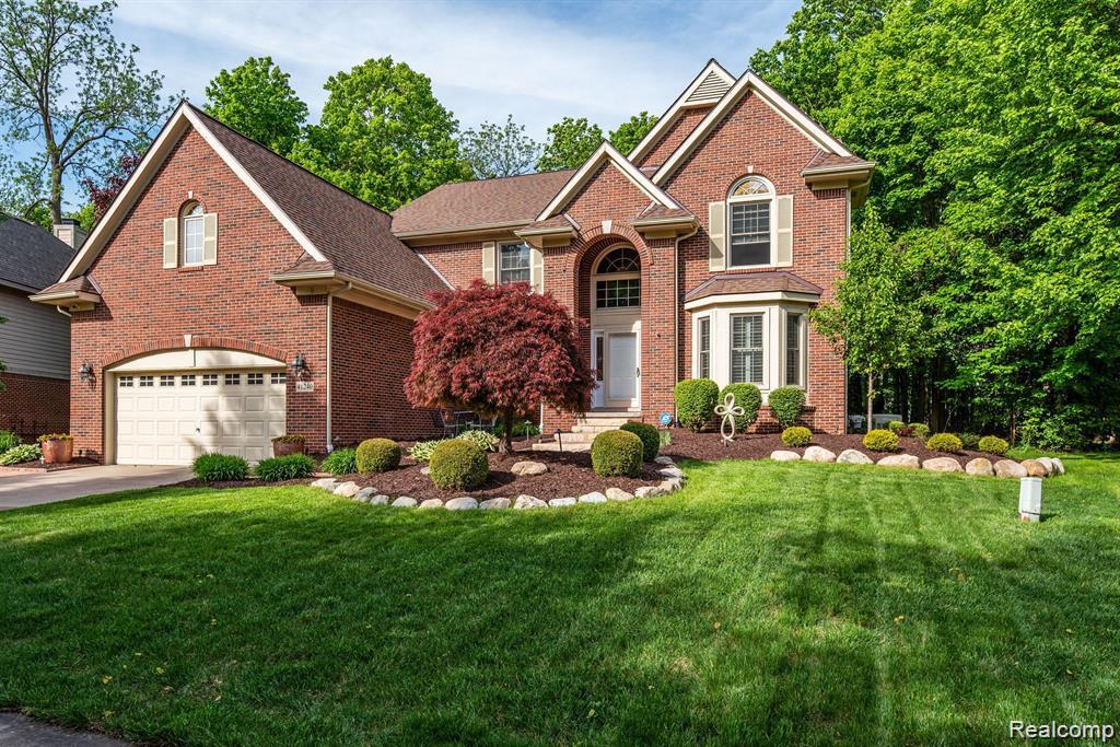 41240 Clermont Avenue, Novi, MI — Photo 2