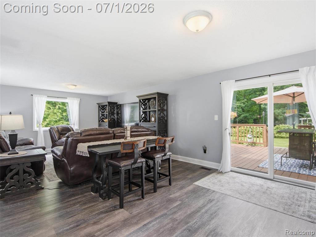 6195 Lake Forest Drive, Grand Blanc, MI 48439 — Photo 20
