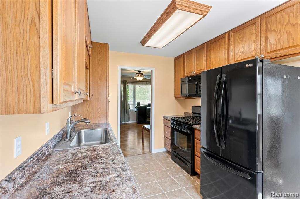 7311 S New Lothrop Road, Durand, MI 48429 — Photo 10